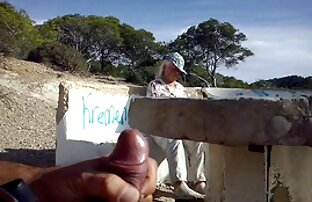 XXX Limitata ragazza giapponese prendere in bocca voglio vedere un film porno e lo prende nel culo