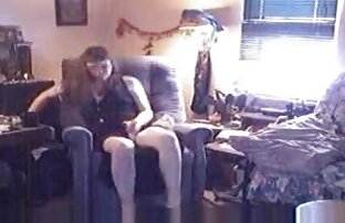XXX Due donne e un uomo hanno un caldo FFM video porno nonne vecchie trio